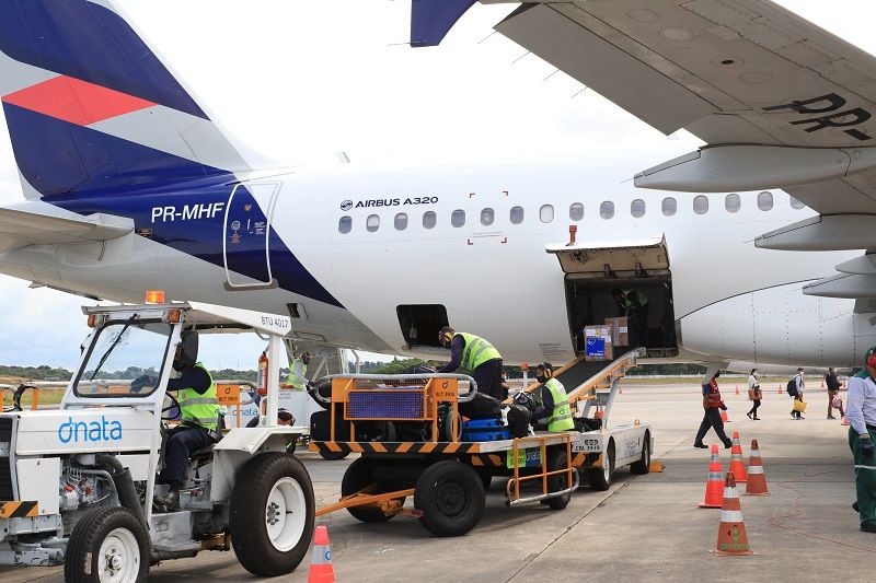 Amazonas recebe mais 83.700 doses de vacinas contra Covid-19