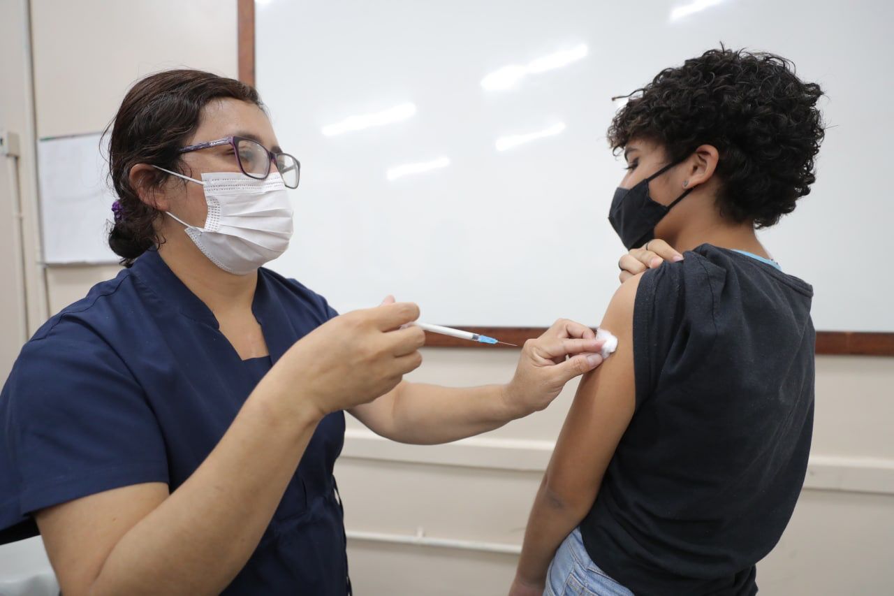 Iranduba receberá mutirão de vacinação para adolescentes no sábado