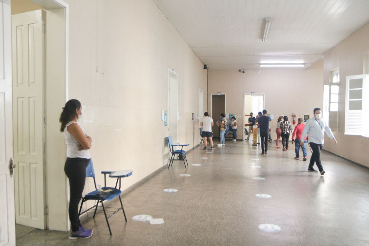 Concurso do TCE-AM registra mais de 3,9 mil faltosos; 8,6 mil candidatos realizarão a 2ª etapa na quarta