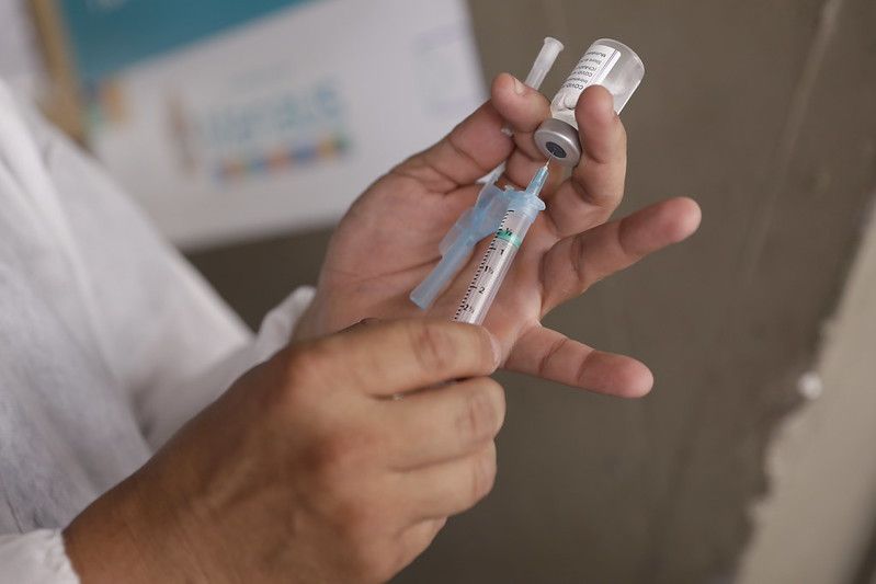 Vacinação contra Covid retorna nesta quarta-feira em Manaus