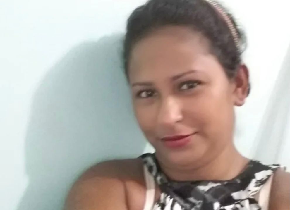 Mulher é morta a facadas pelo ex-namorado no Jorge Teixeira