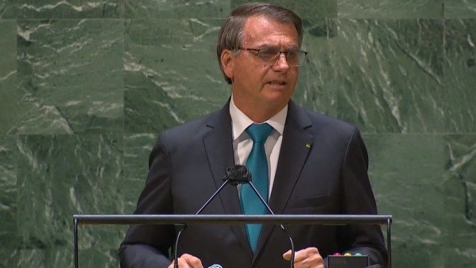 Bolsonaro diz na ONU que  ‘o Brasil estava à beira do socialismo’