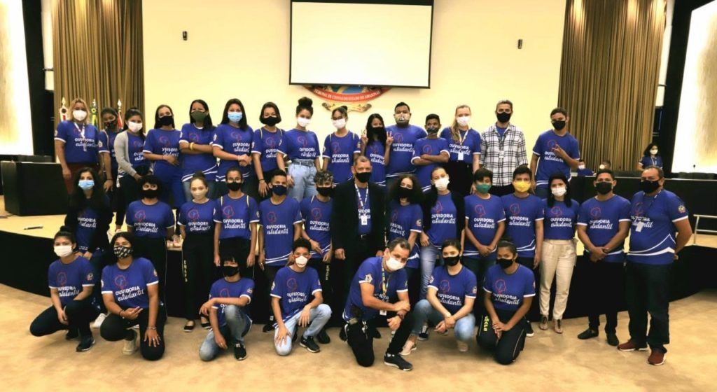 Alunos ouvidores do projeto Ouvidoria Estudantil serão empossados no TCE-AM