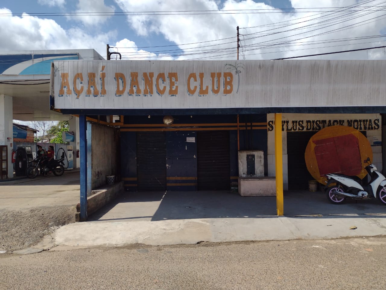 Polícia fecha casa de dança em Codajás