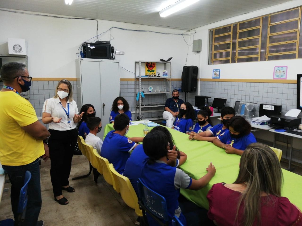 Ouvidoria do TCE-AM monitora escolas do projeto Ouvidoria Estudantil