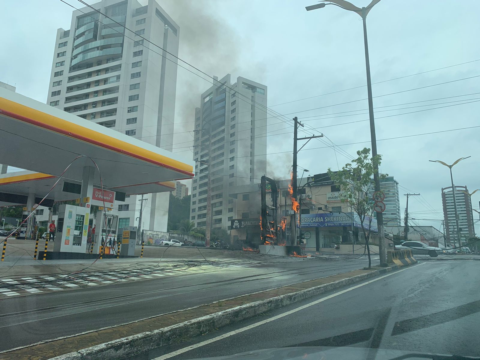 Posto incendia no Vieiralves