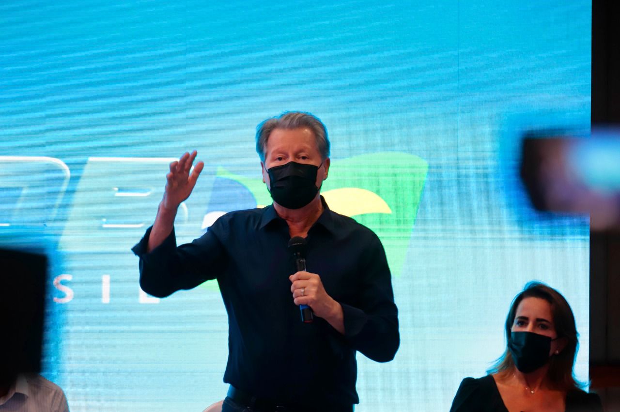 Com pautas unificadas, candidatura de Arthur Virgílio ganha força na disputa interna do partido