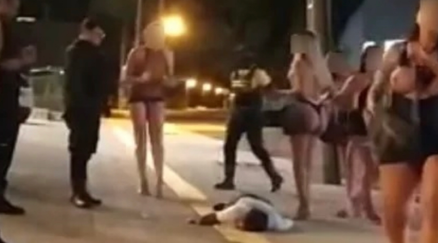 Travestis rasgam orelha e quebram 3 dentes de policial federal