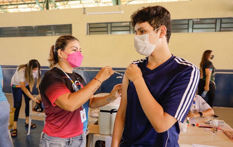 Mais de 12 mil adolescentes já foram vacinados com a 2ª dose em Manaus