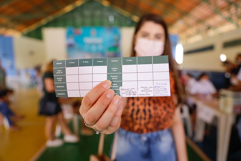 Manaus já está com 61% da população imunizada contra a Covid