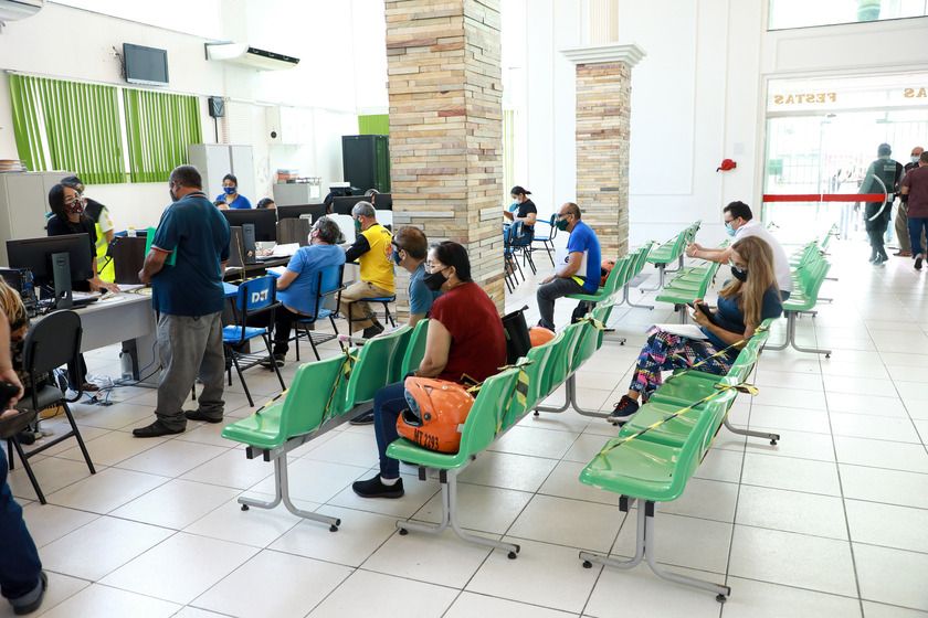 Refis Municipal oferece desconto de até 100% em juros e multas de transportes