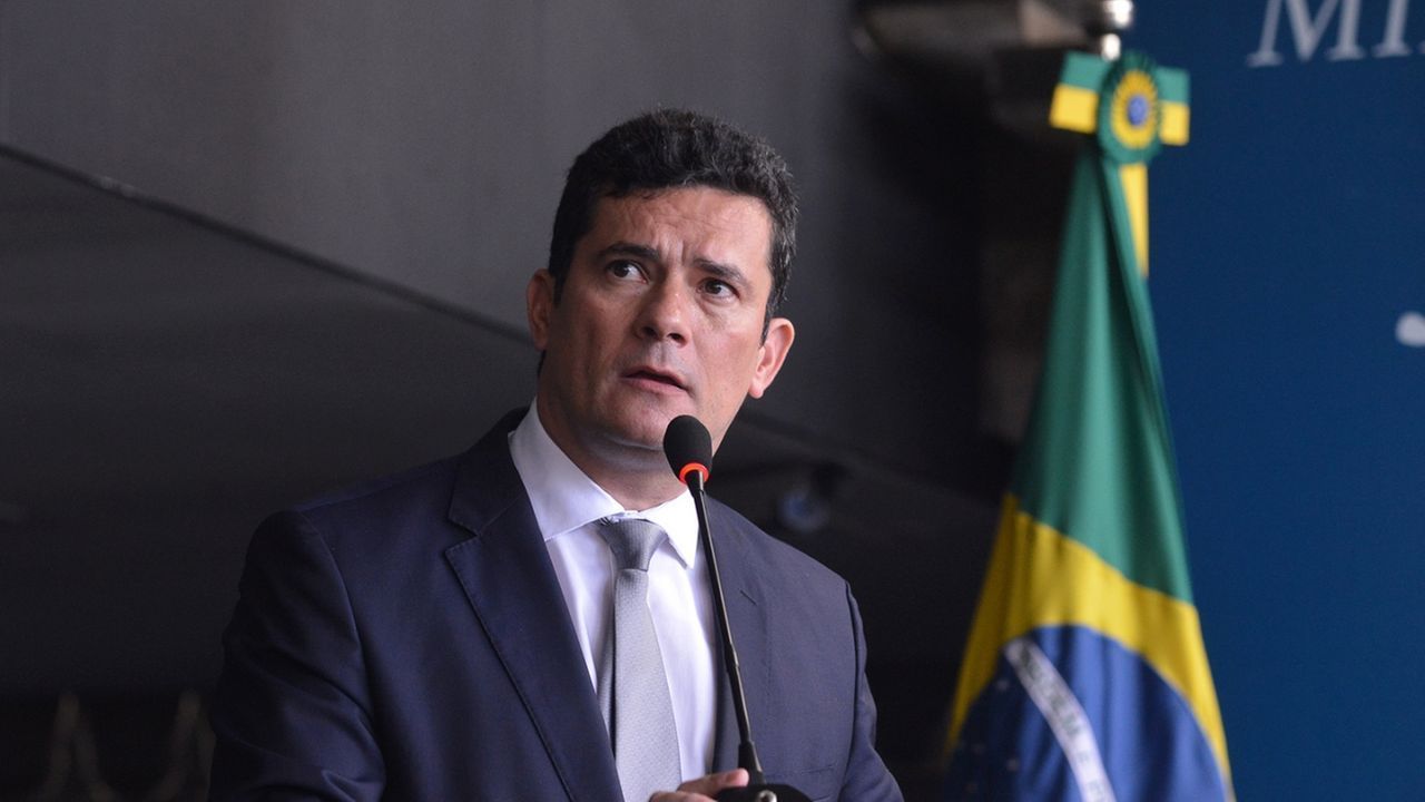 De volta ao Brasil, Sergio Moro já tem convite pronto para filiação ao Podemos