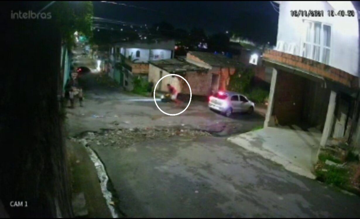 Câmera registra o ataque criminoso a tiros na zona Norte de Manaus