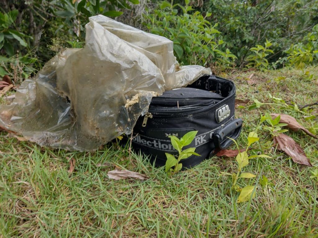 Corpo de homem é encontrado dentro de mala no Jorge Teixeira
