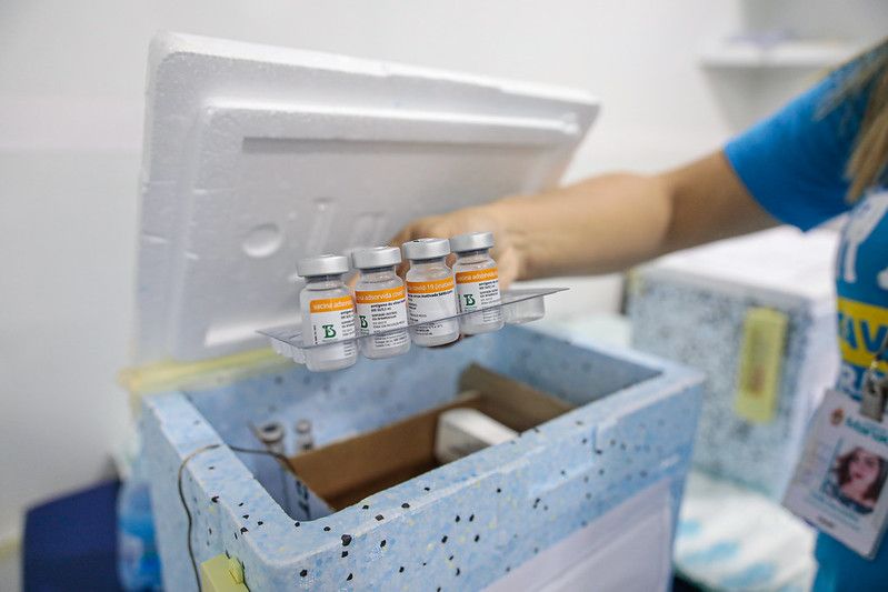 Vacinação contra Covid terá 53 pontos nesta semana em Manaus