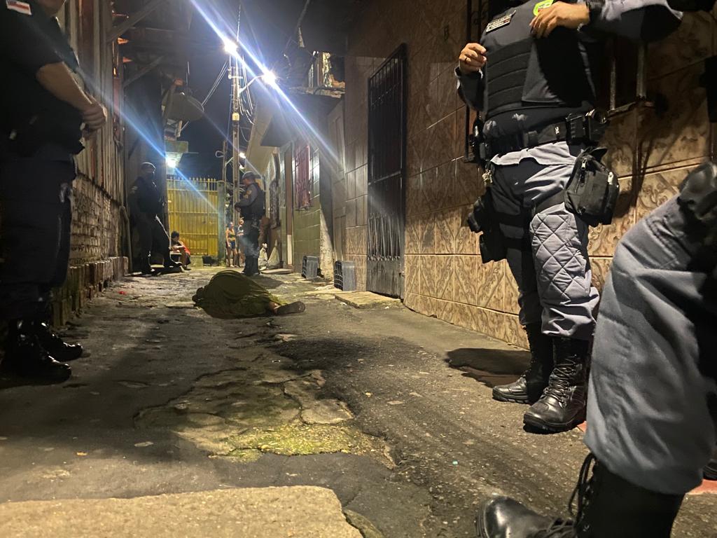 Evangelista é assassinada após atrair jovens para sair do tráfico