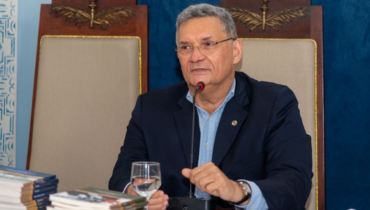 Aristóteles de Alencar Filho é eleito presidente da Academia Amazonense de Letras