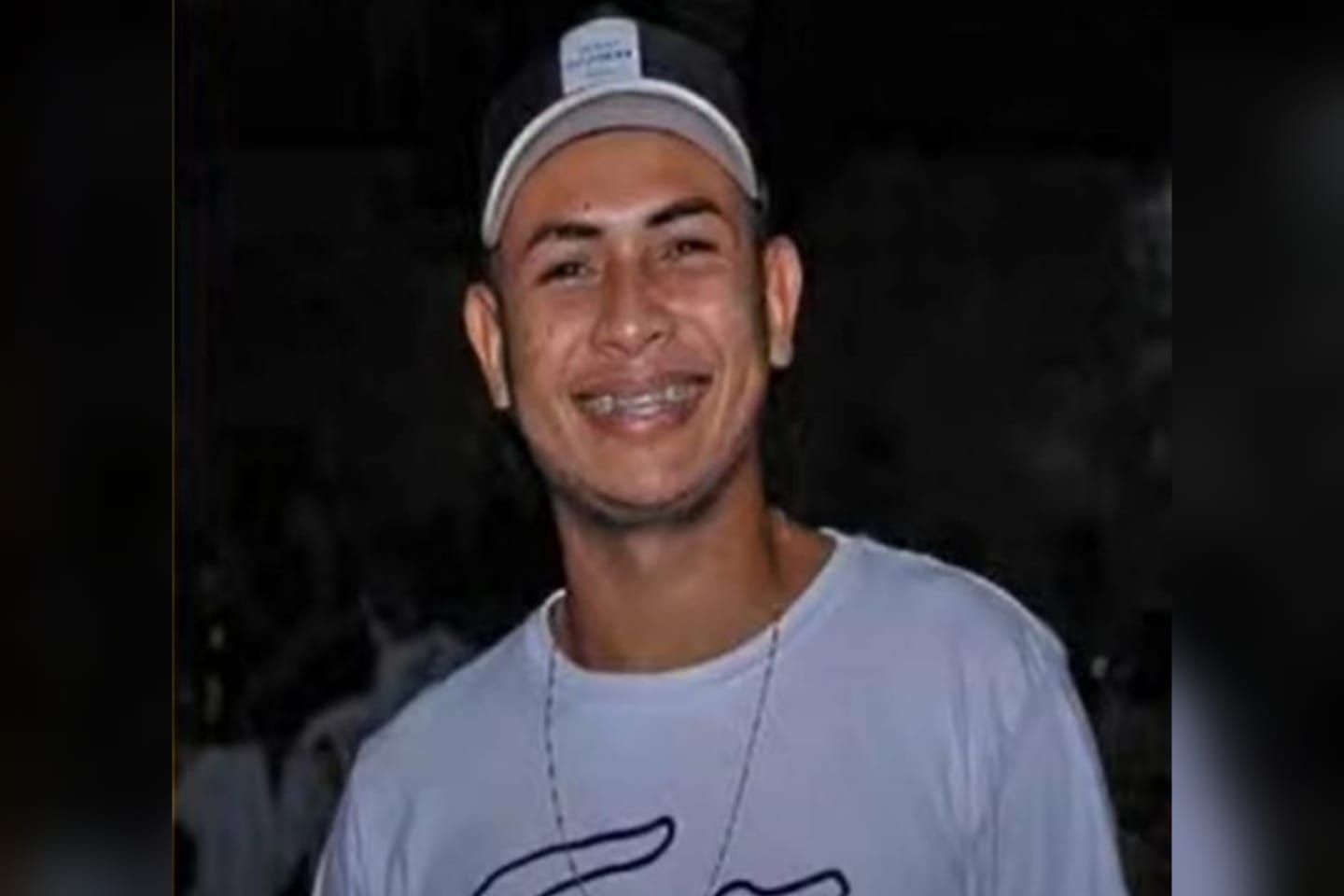 Homem é morto a tiros durante partida de futebol no AM