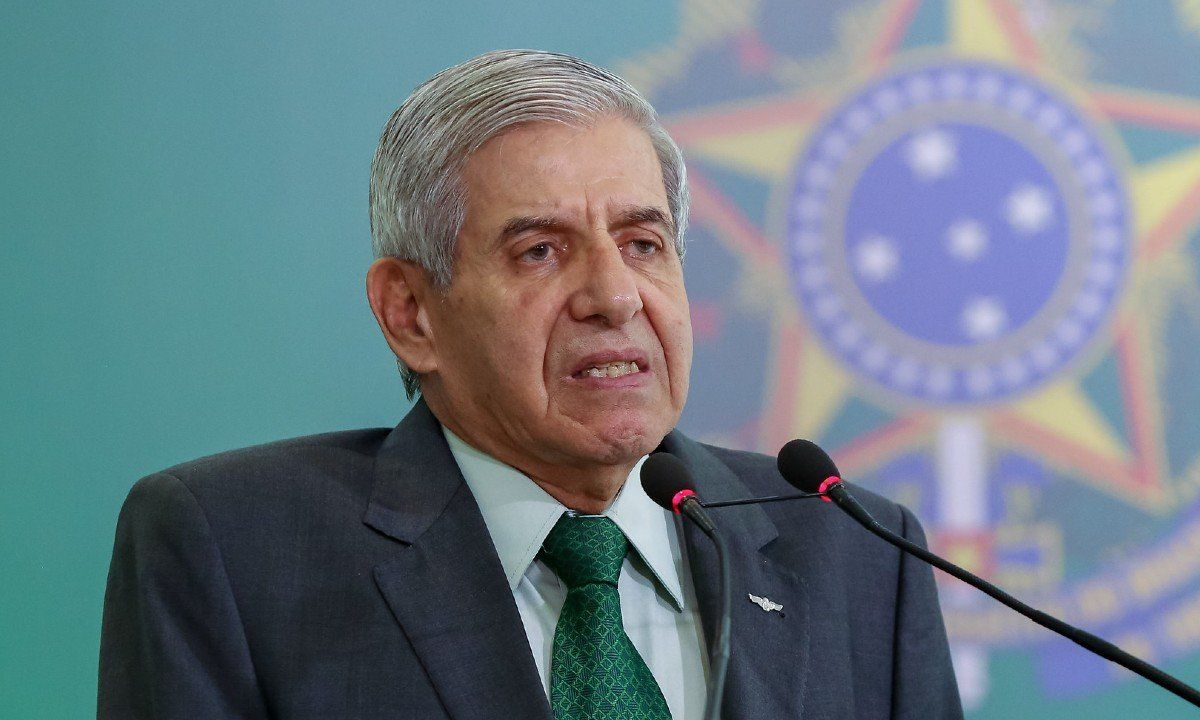 General Heleno autoriza projetos de garimpo em área mais preservada da Amazônia