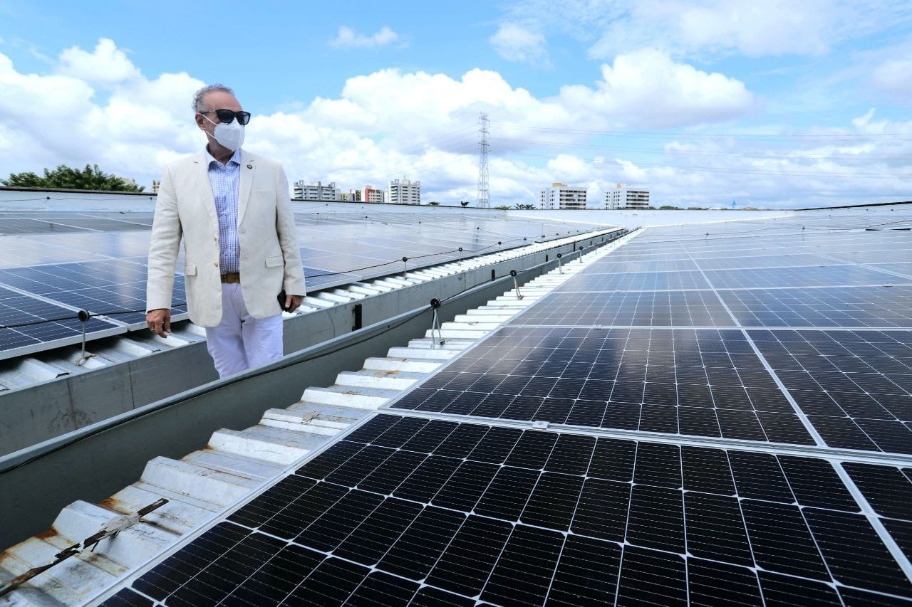 TCE-AM inaugura parque de energia solar mirando autossuficiência