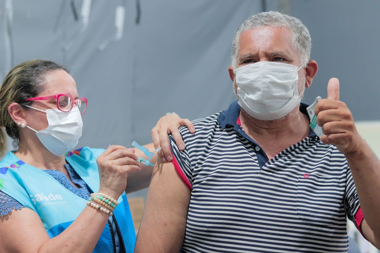 Manaus começa a aplicar 4ª dose em imunossuprimidos nesta segunda-feira