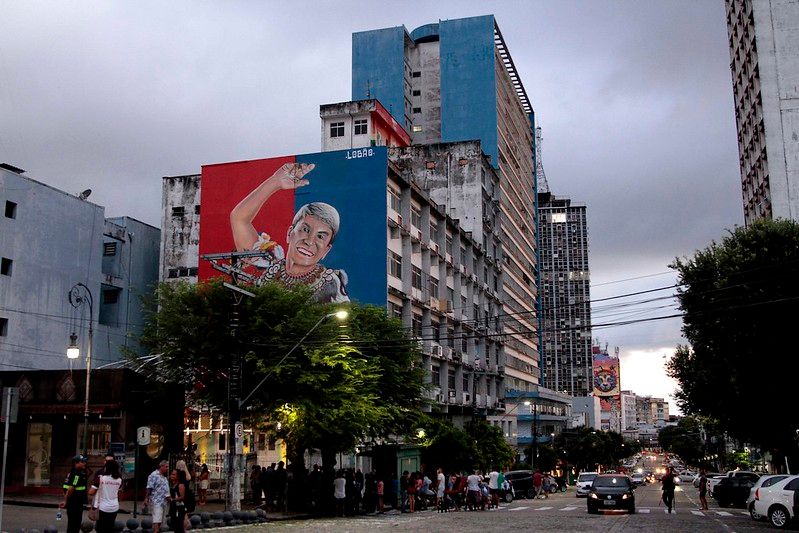 Mural em homenagem ao cantor Zezinho Corrêa é inaugurado
