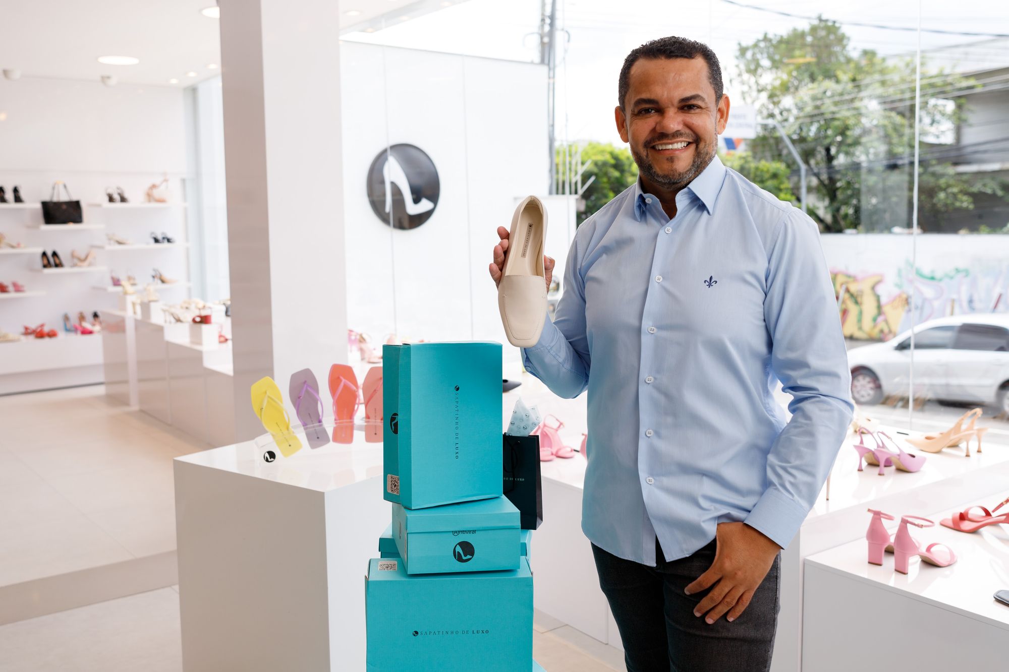 Rozenha Sapatinho de luxo Blog do Mário Adolfo
