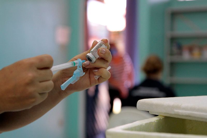 Amazonas tem mais de 950 mil atrasados com dose de reforço