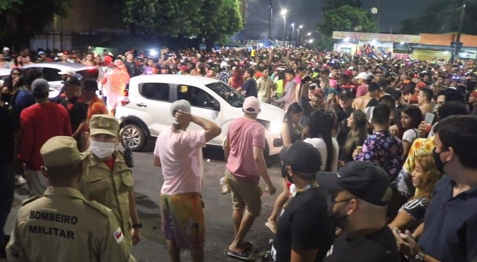 Equipe da CIF é recebida a garrafadas em bloco na zona Leste de Manaus