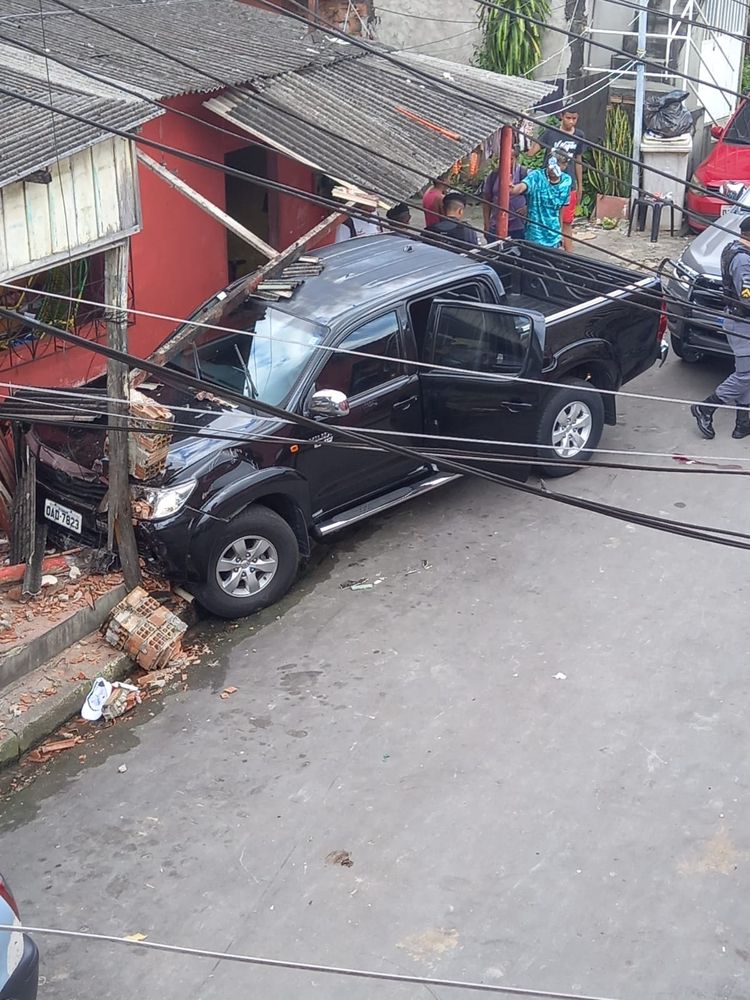 Homem morre após trocar tiros com a polícia durante perseguição