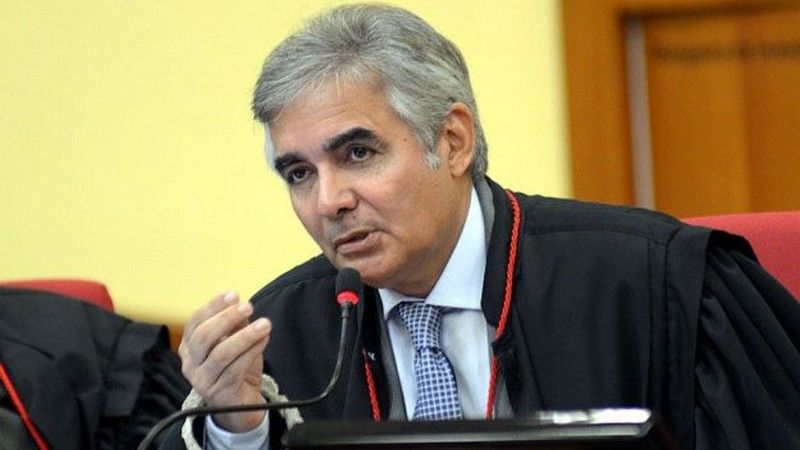 Pascarelli é aclamado pelo Pleno do TJAM para presidir a corte no mandato tampão