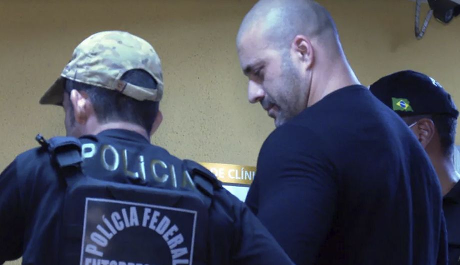 STF condena Daniel Silveira a 8 anos e 9 meses de prisão por ataques à democracia