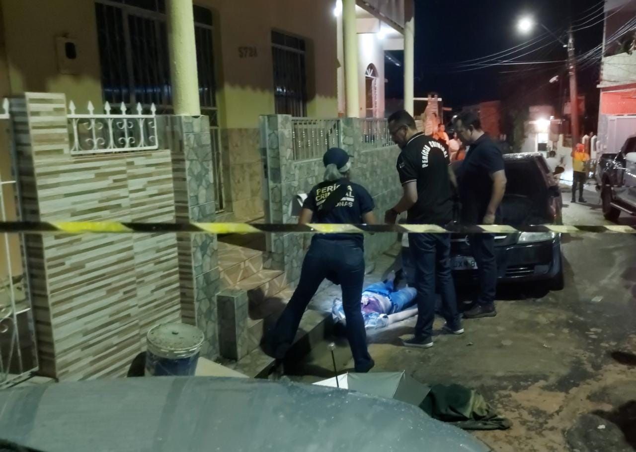 Homem morre após ser espancado baleado no Coroado