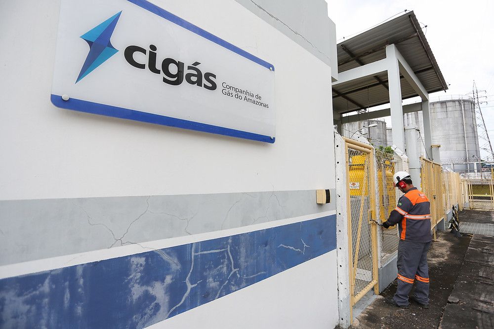 Serafim alerta para manobra de empresário que pode prejudicar mercado de gás no Amazonas