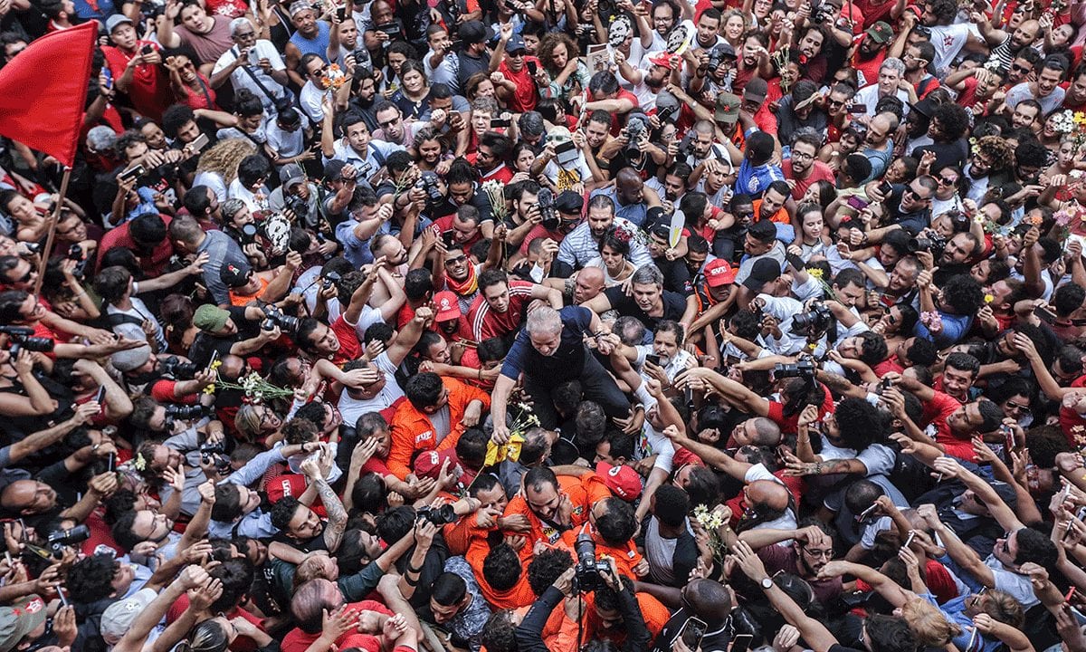 Lula vence no 1º turno, mostra pesquisa BTG