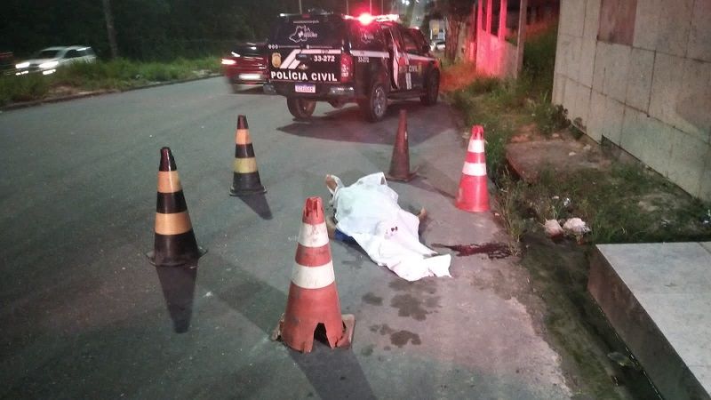 Corpo de homem é jogado em avenida no Cidade de Deus