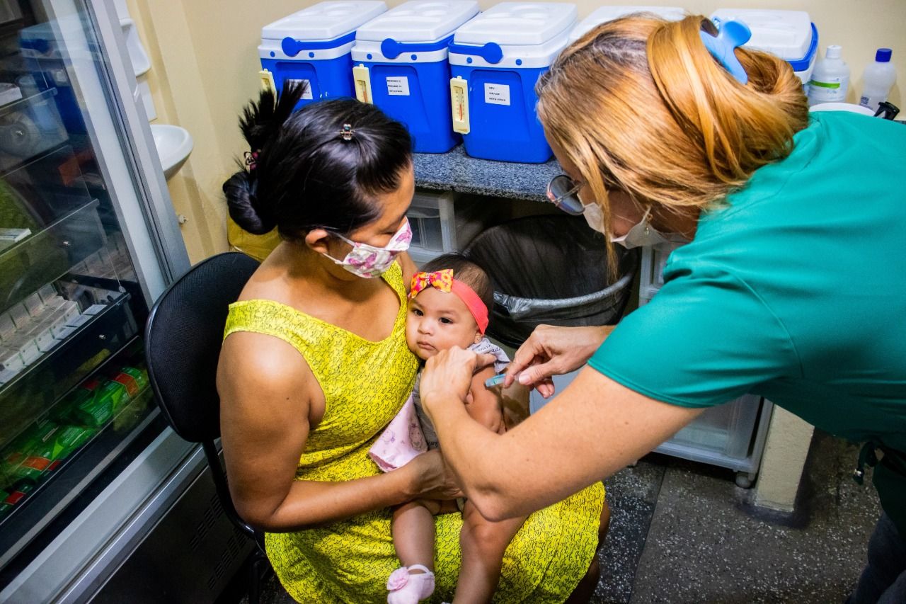 Em Manaus, mais de 22 mil crianças estão com vacinas atrasadas