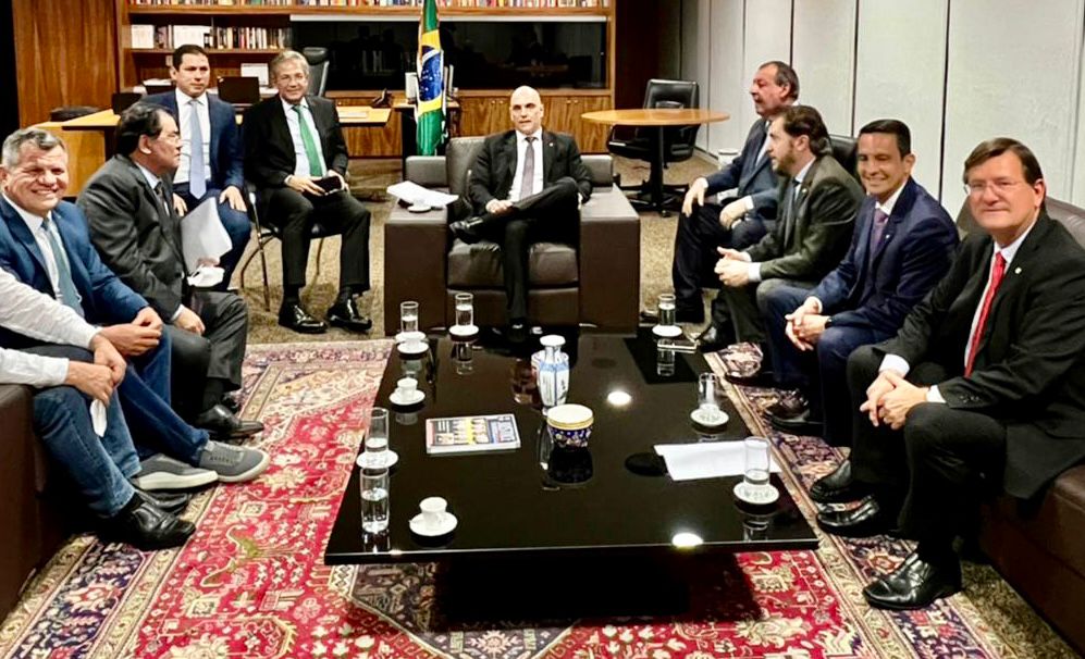 Bancada do AM confiante em decisão favorável de Moraes em ação pela ZFM