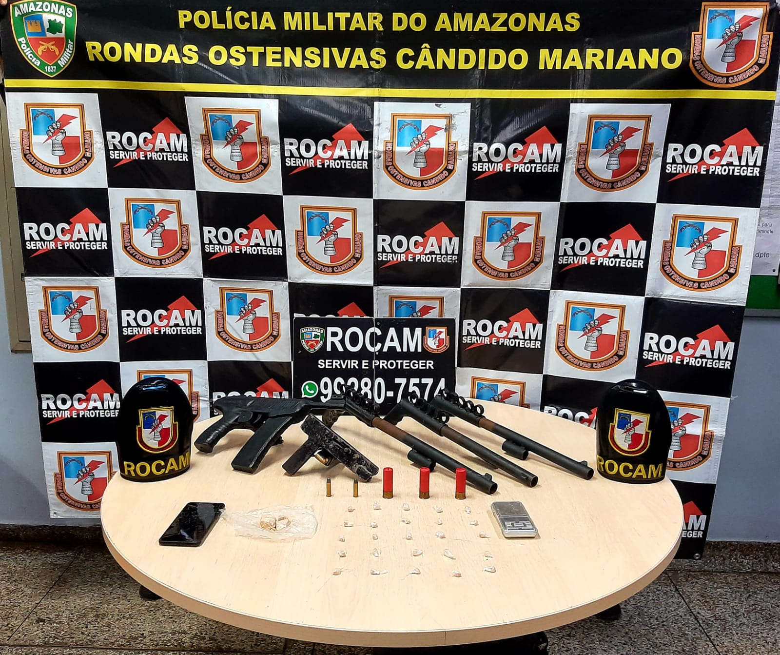 Trio fazia segurança armada de boca de fumo na zona oeste de Manaus