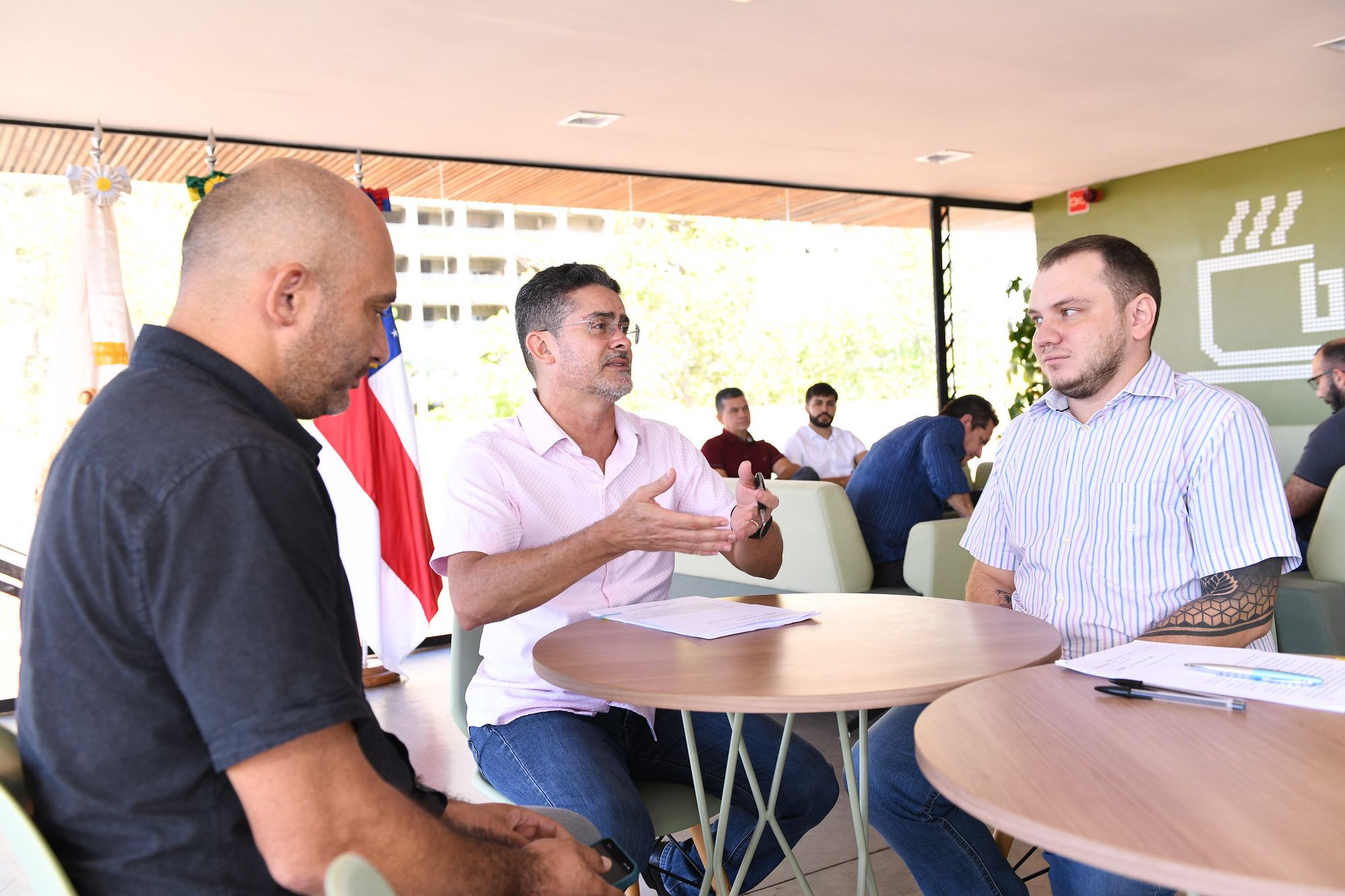 David Almeida encaminha à CMM projetos de criação do 'Fundação Manaus Esporte'