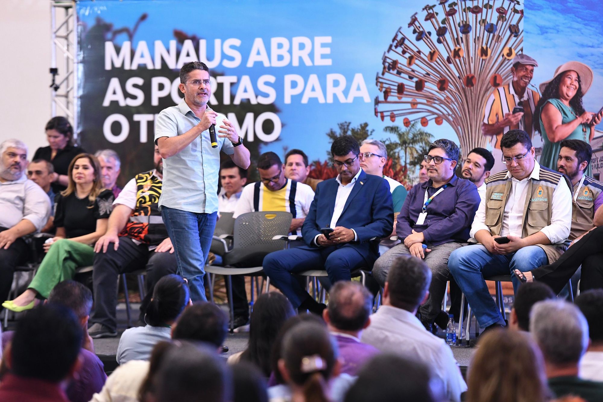 Prefeito David Almeida anuncia app #SouManaus voltado para o turismo