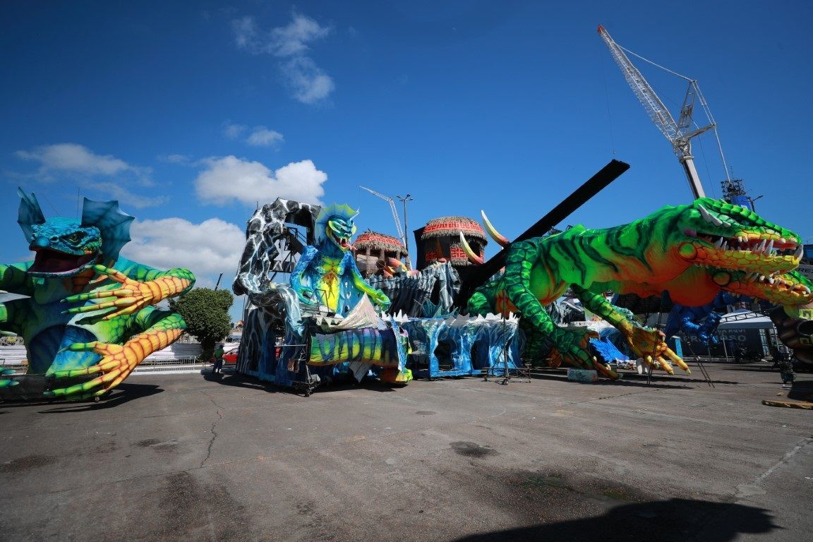 Caprichoso e Garantido fazem últimos ajustes para o Festival Folclórico de Parintins