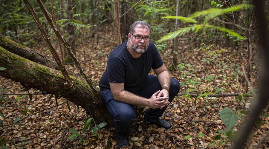 Indigenista Bruno levou mais tiros, o que demonstra que era o alvo prioritário; Dom levou um tiro