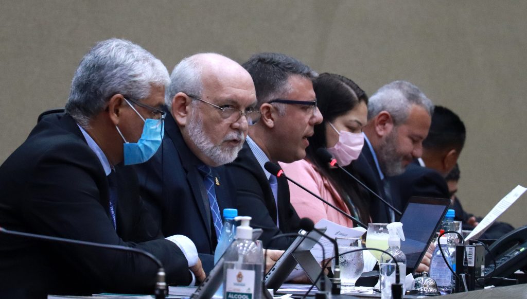 Reajuste salarial de servidores do IMMU é aprovado na CMM