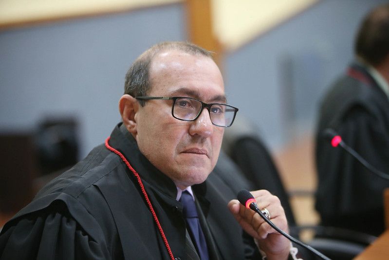 Justiça suspende implementação do sistema de medição centralizada de energia elétrica