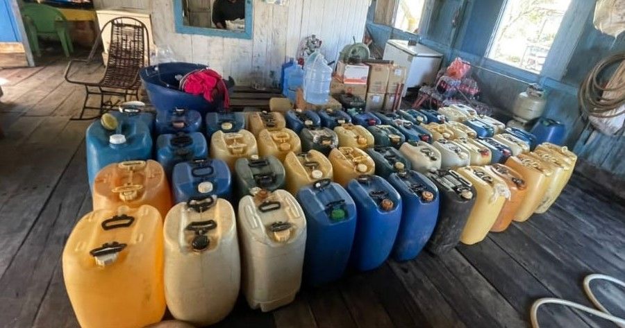 PMAM apreende embarcação por transporte irregular de combustível