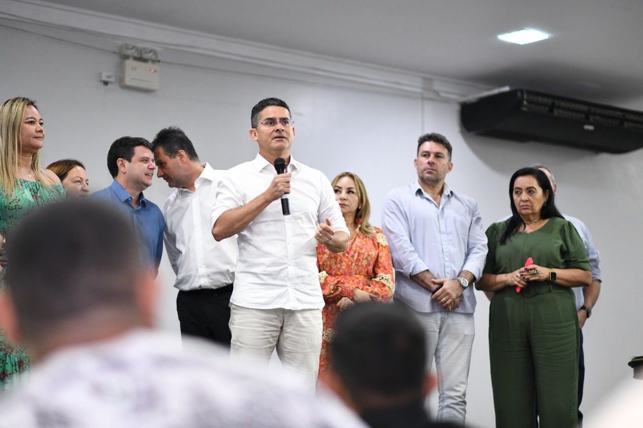 David Almeida anuncia reajuste de 11,73% para servidores de saúde