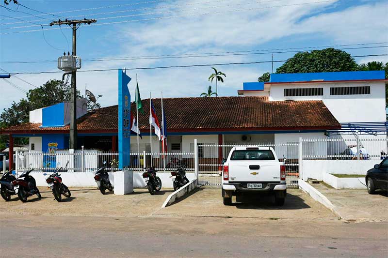 Homem é preso por agredir e matar sobrinha de dois anos em Coari