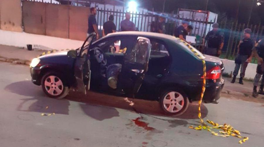 Homem é morto e outros três baleados após saírem de bar na zona Norte