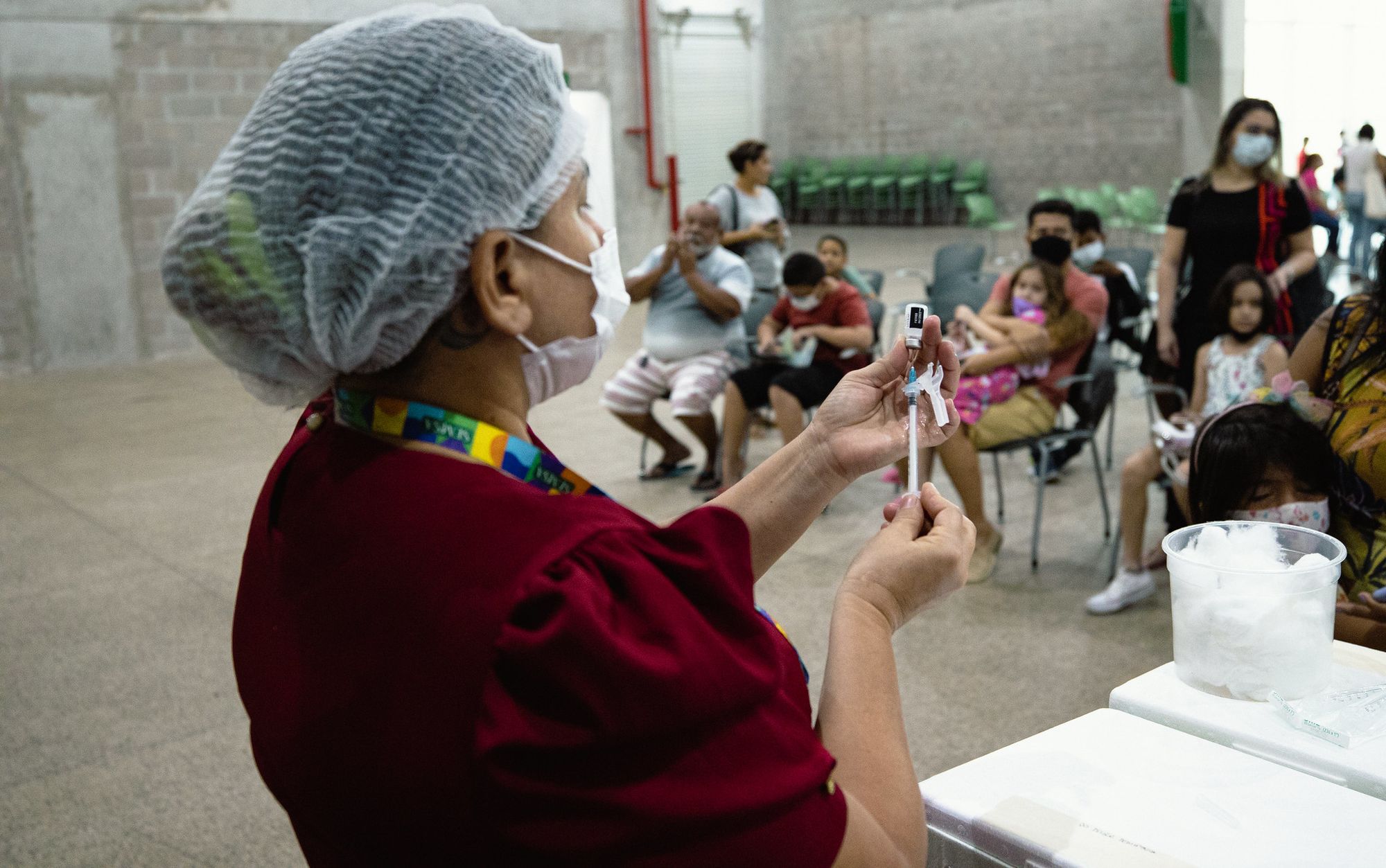 Em Manaus, 198 mil de pessoas ainda não se vacinaram contra a Covid-19